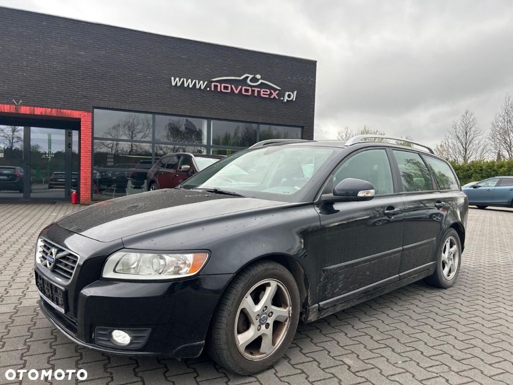 Volvo V50 D2 Momentum Start-Stop - 1
