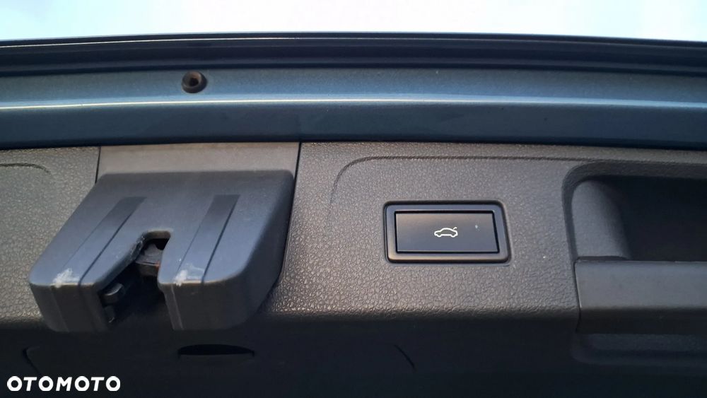 Volkswagen Passat Variant 2.0 TDI SCR 4Motion DSG (BMT) Highline - 28