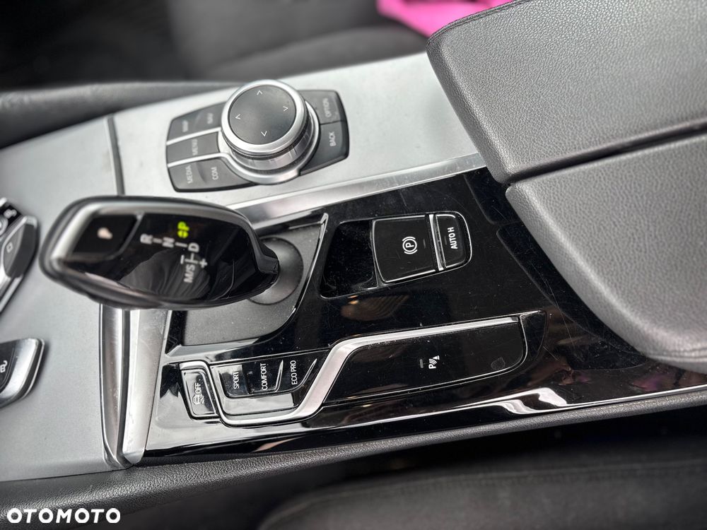BMW Seria 5 530d xDrive - 30