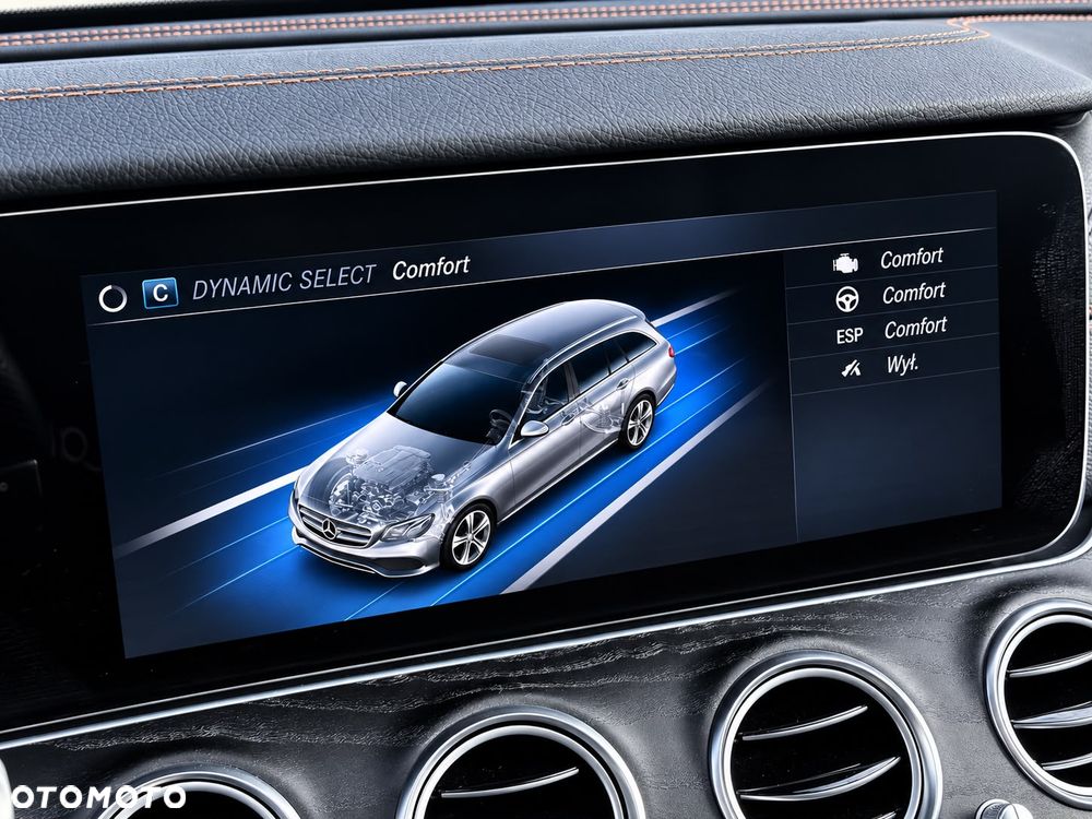 Mercedes-Benz Klasa E 300 de 9G-TRONIC AMG Line - 36