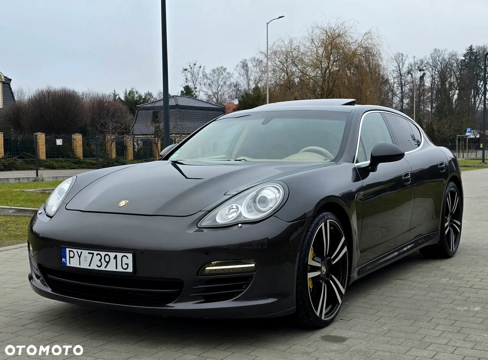 Porsche Panamera 4S PDK - 29