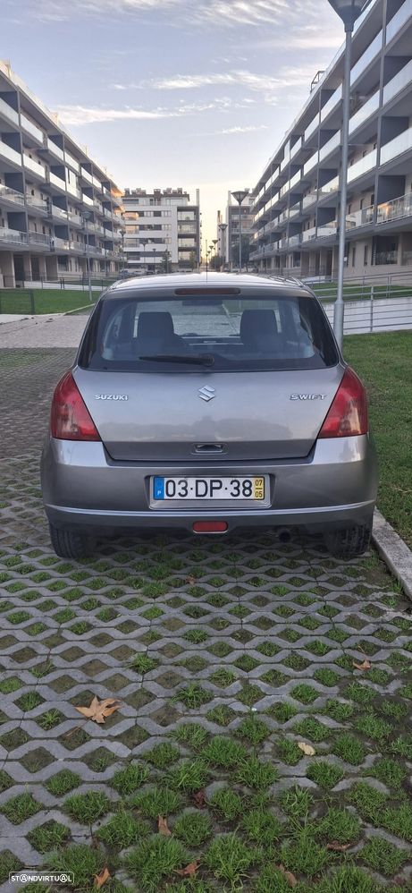 Suzuki Swift 1.3 DDiS GLX - 6