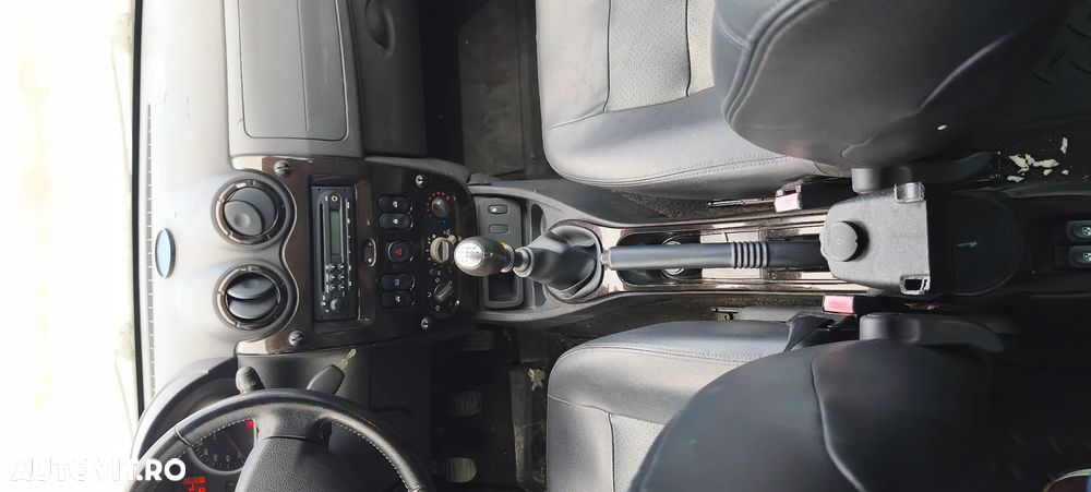 Dacia Duster 1.5 dCi 4x2 Prestige - 16