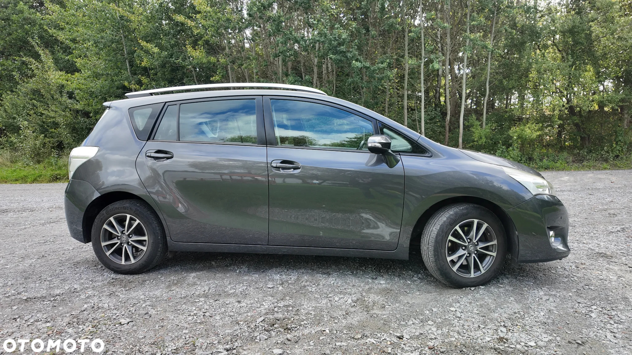 Toyota Verso 1.8 Prestige 7os - 3