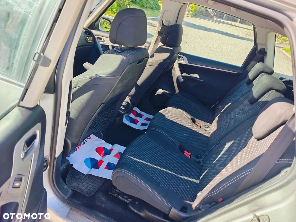 Citroën C4 Grand Picasso 1.6 HDi Impress - 8
