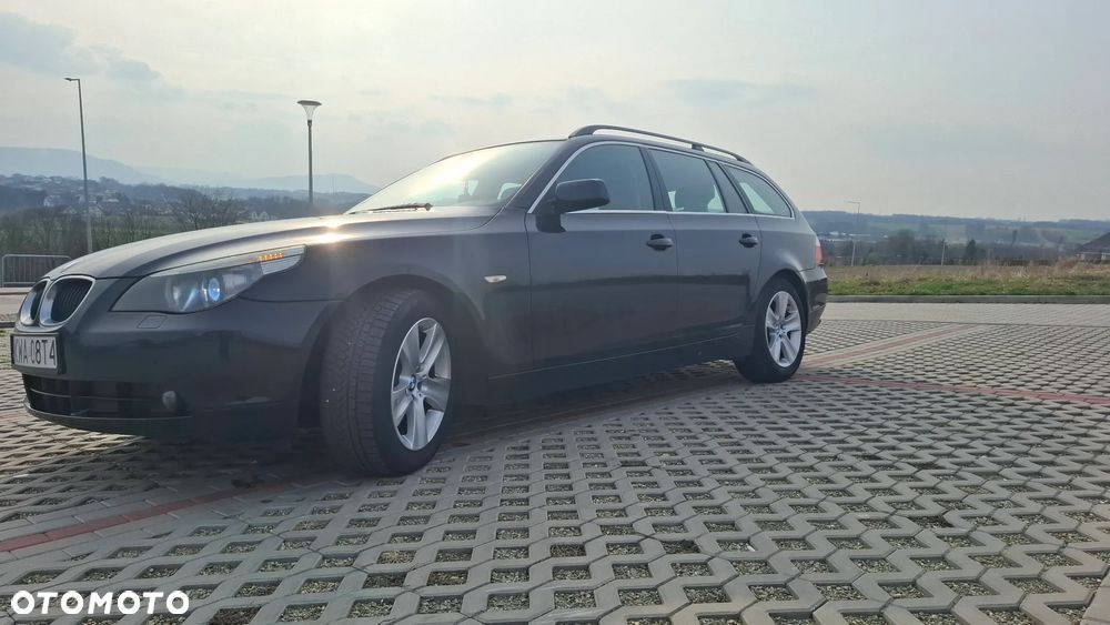 BMW Seria 5 525d - 4