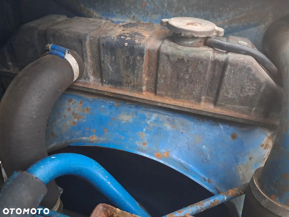 Ford 3000 - 16