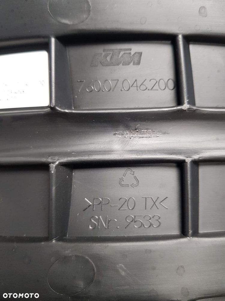 Siedzenie kierowcy KTM 690 Duke 2016-19r  76007140100 - 8