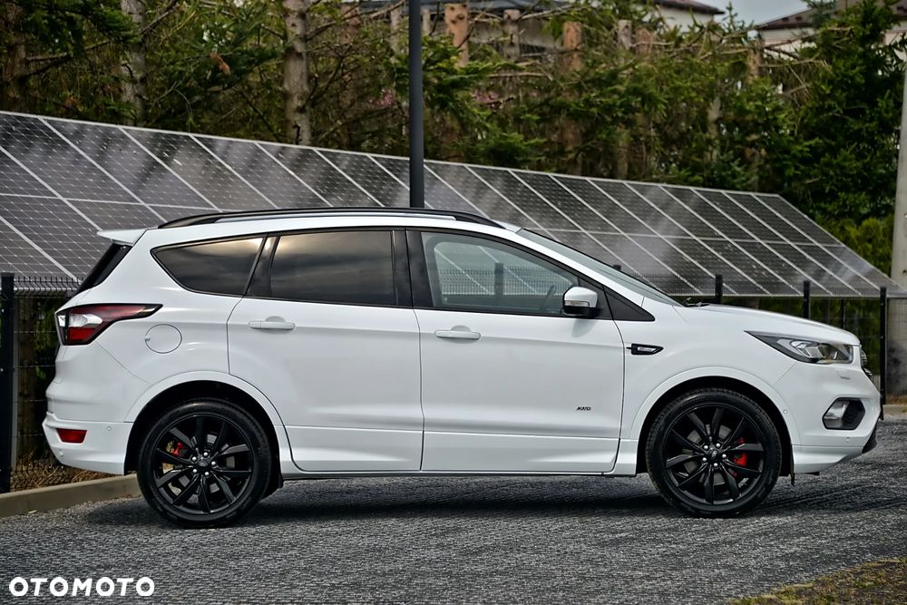 Ford Kuga 2.0 TDCi 4x4 ST-Line - 22