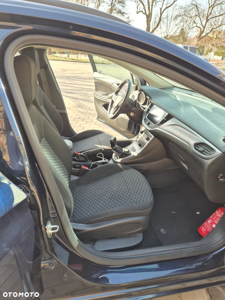 Opel Astra 1.6 D (CDTI) Dynamic - 8