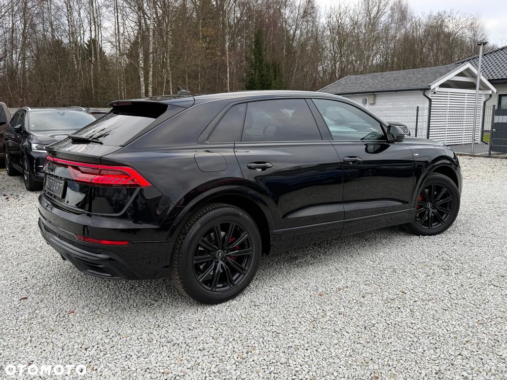 Audi Q8 - 17