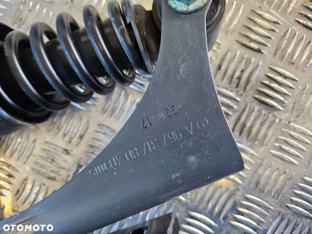 Wspornik kabiny Mercedes Atego 1518 2017r. Euro 6 - 4