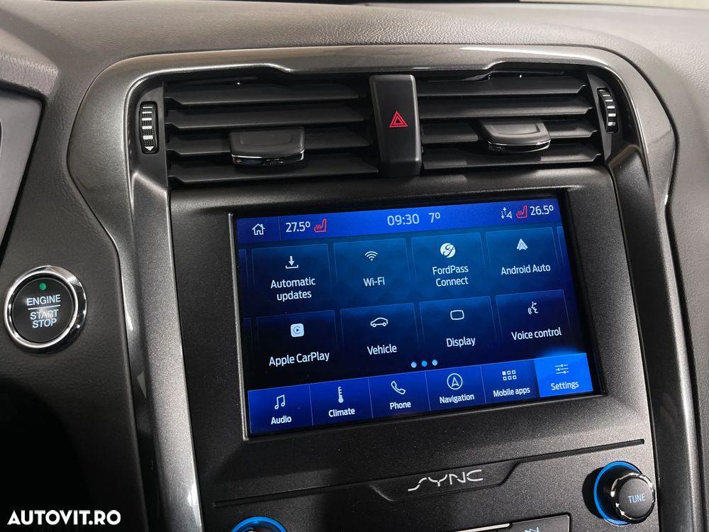 Ford Mondeo 2.0 HEV Titanium - 19