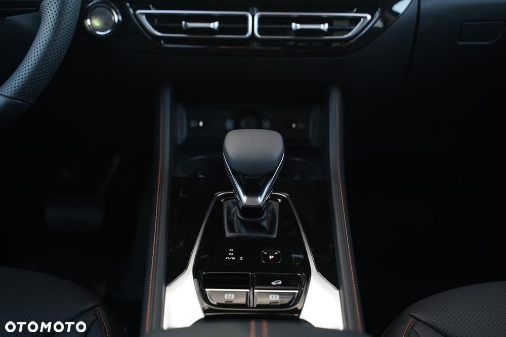 MG HS 1.5T HEV+ Exclusive - 20