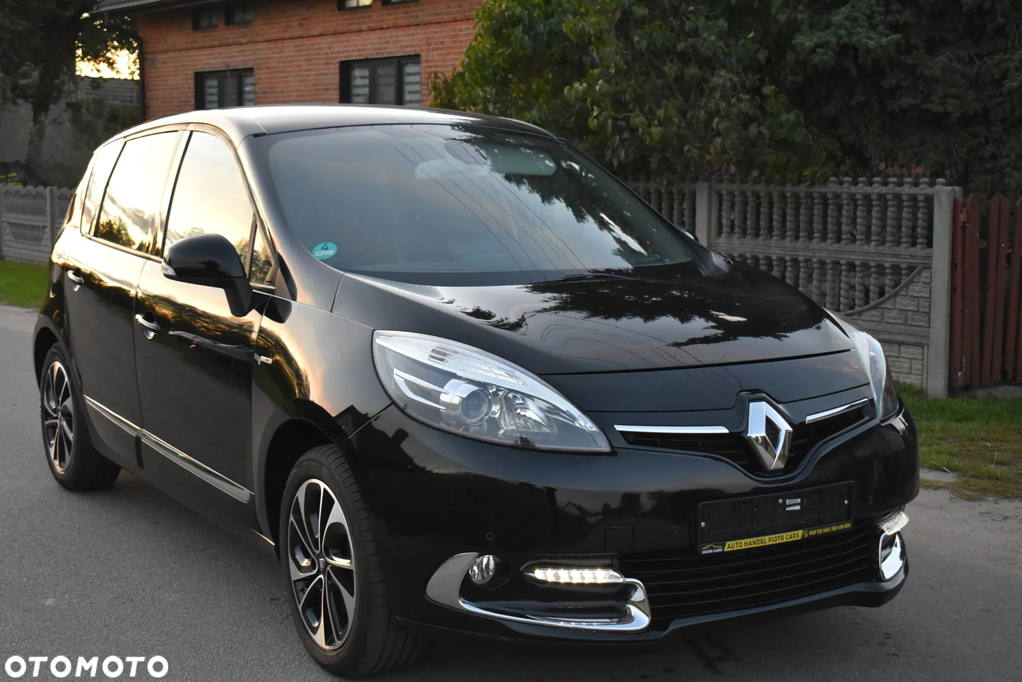 Renault Scenic ENERGY TCe 130 S&S Xmod Bose Edition - 2