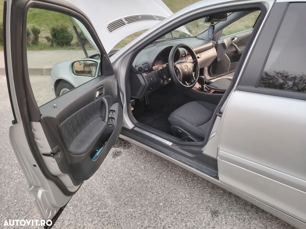 Mercedes-Benz C 200 CDI Classic - 25