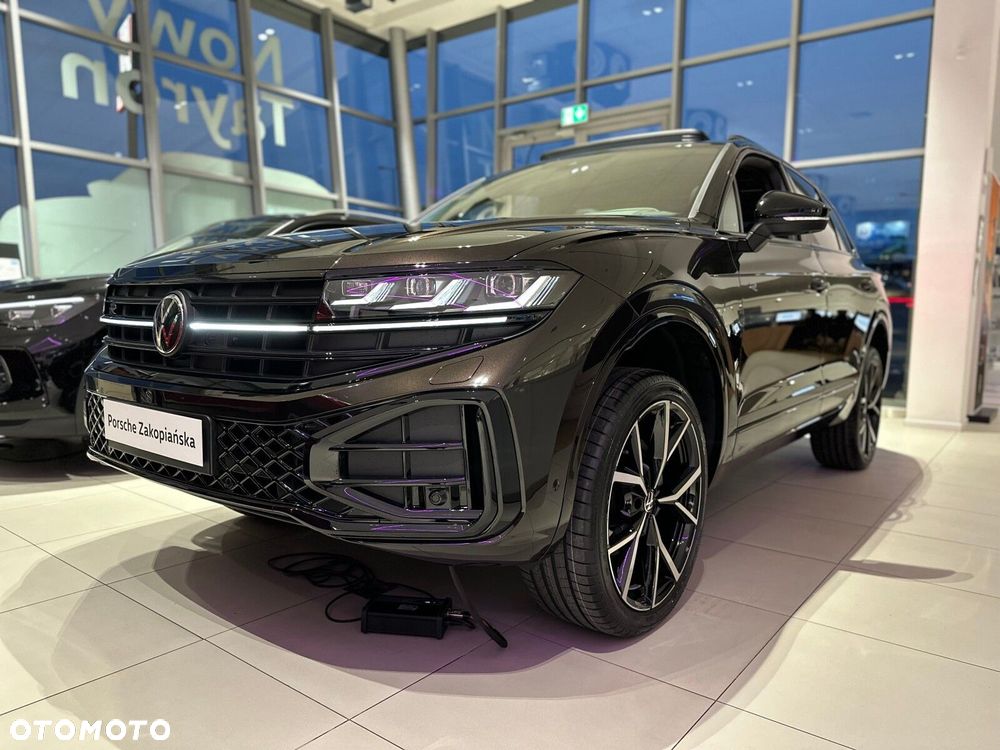 Volkswagen Touareg 3.0 V6 TDI 4Motion R-Line - 2