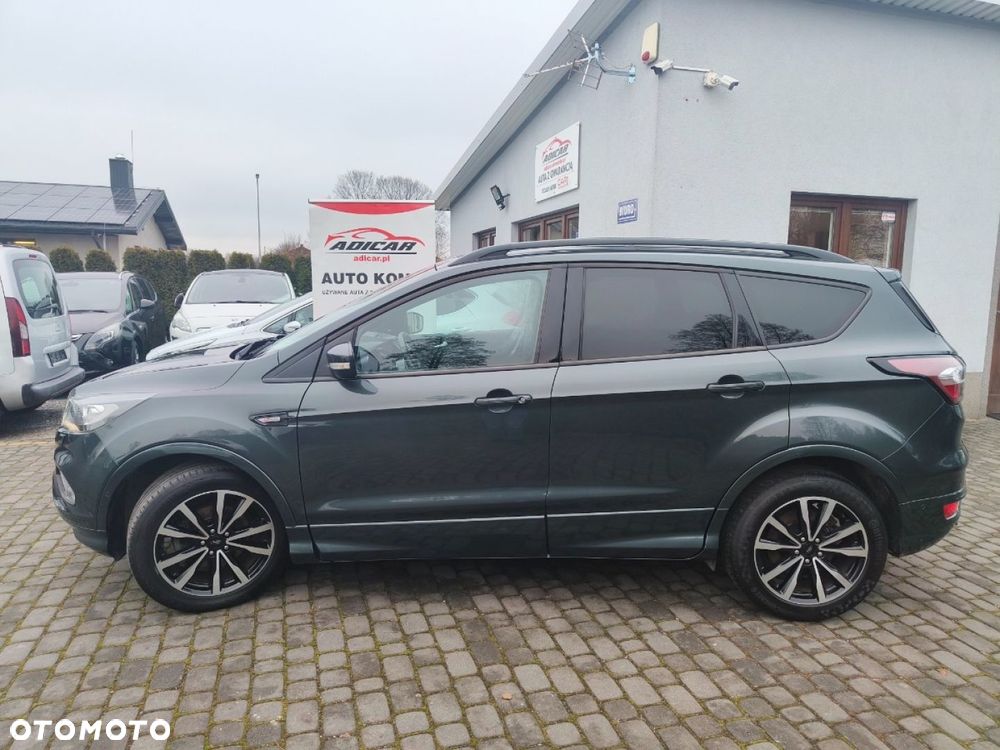 Ford Kuga - 2