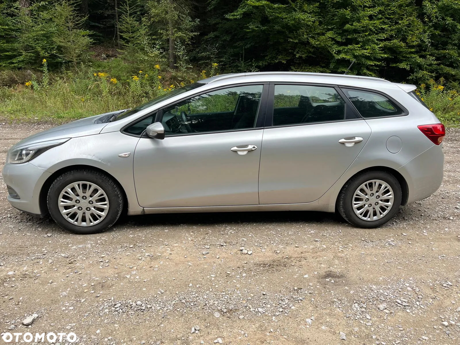 Kia Ceed Cee'd 1.4 CRDi XL - 4
