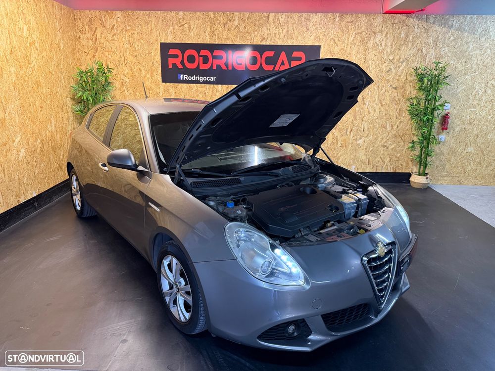 Alfa Romeo Giulietta 1.6 JTDm Veloce - 21