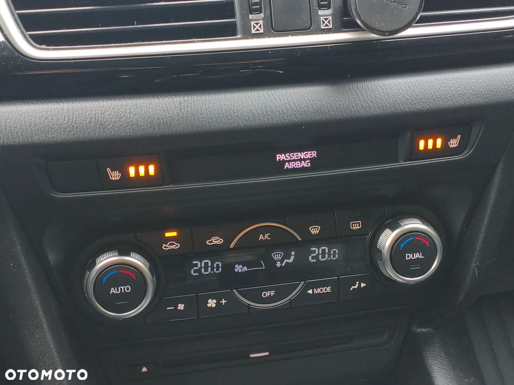 Mazda 3 - 30