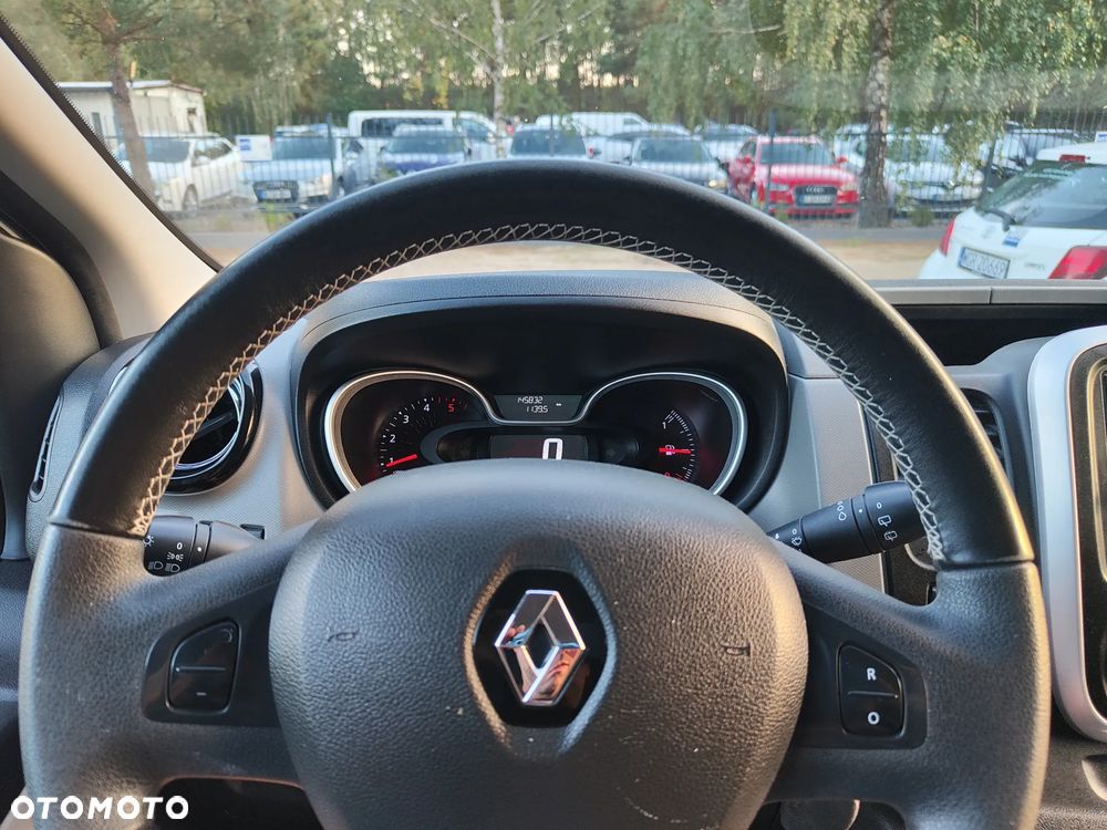 Renault Trafic - 15