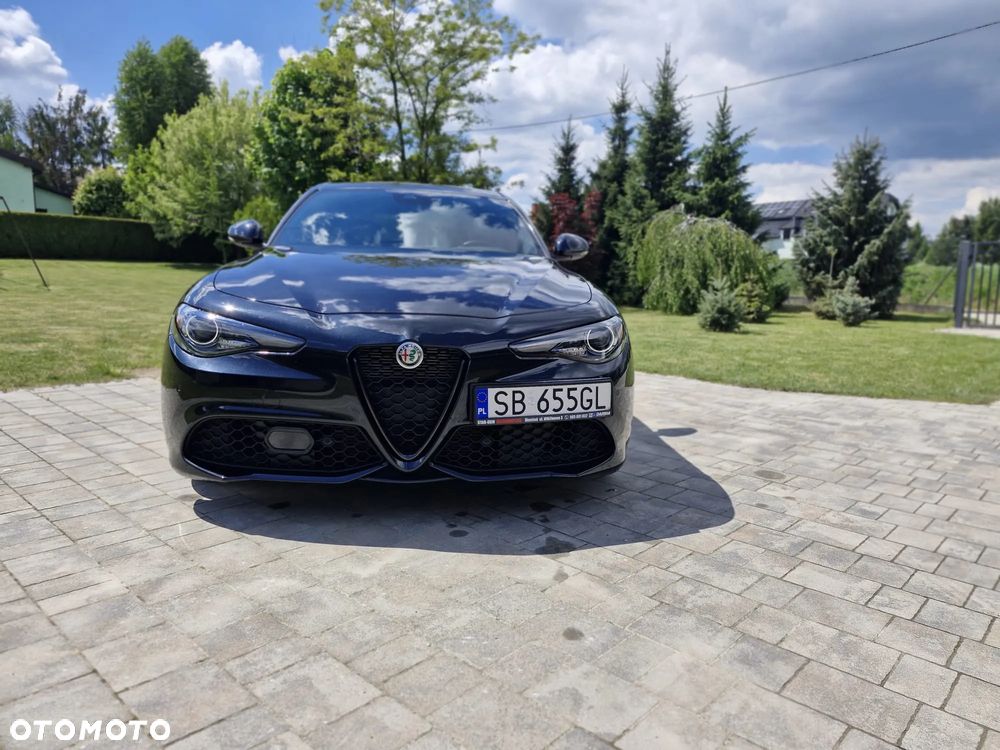 Alfa Romeo Giulia - 2