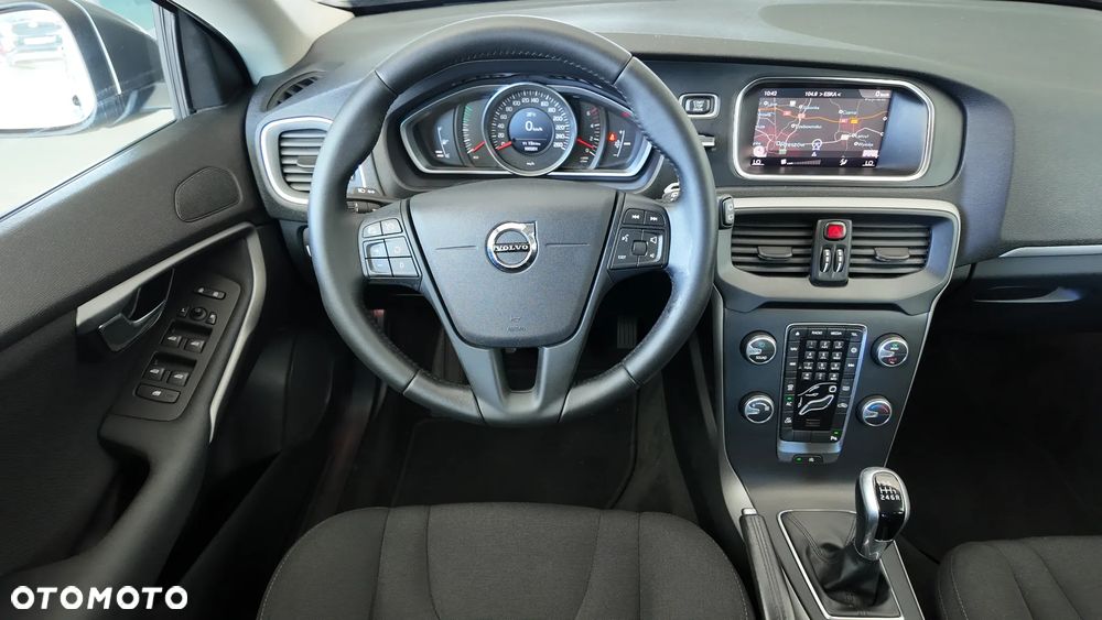 Volvo V40 D2 Kinetic - 22