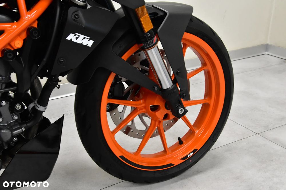 KTM Duke 125 - 29