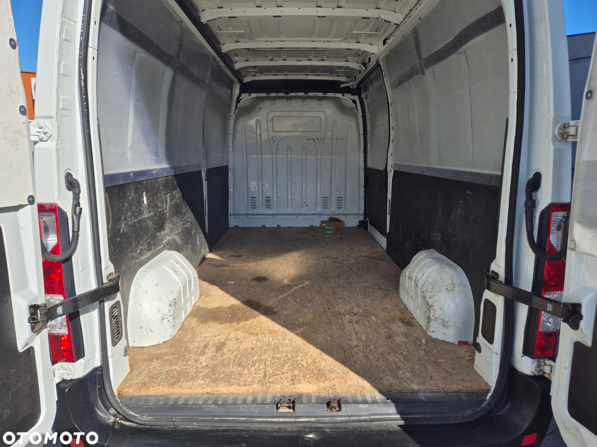 Opel Movano - 12