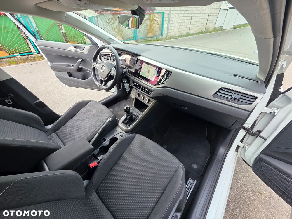 Volkswagen Polo 1.6 TDI SCR beats - 13