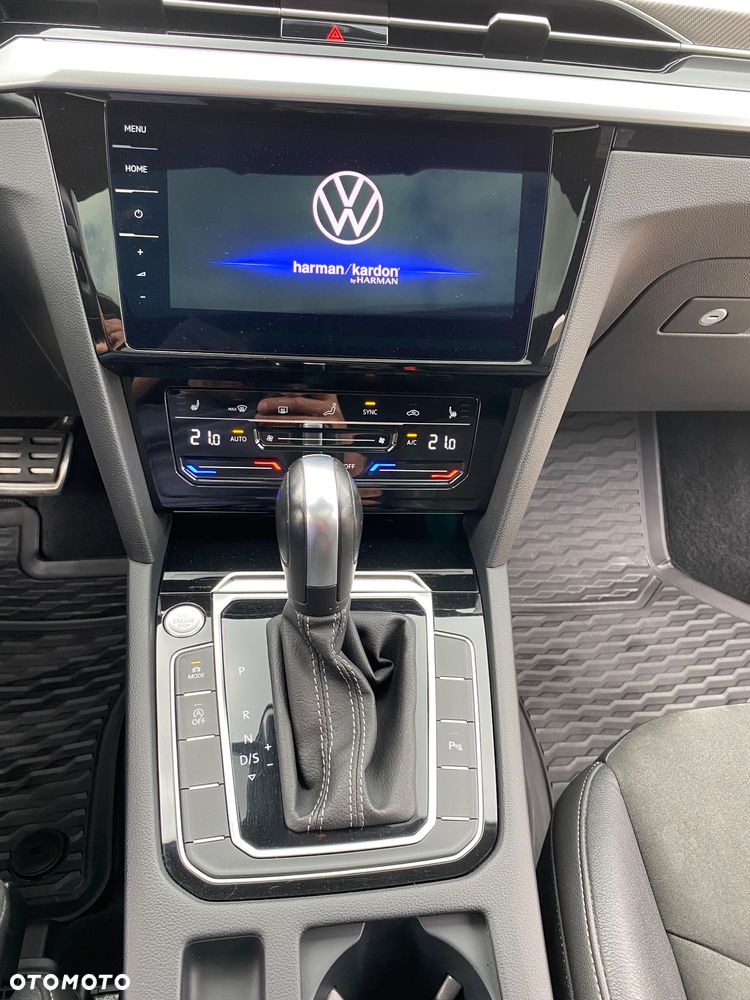 Volkswagen Arteon 2.0 TDI SCR 4Motion DSG R-Line - 22