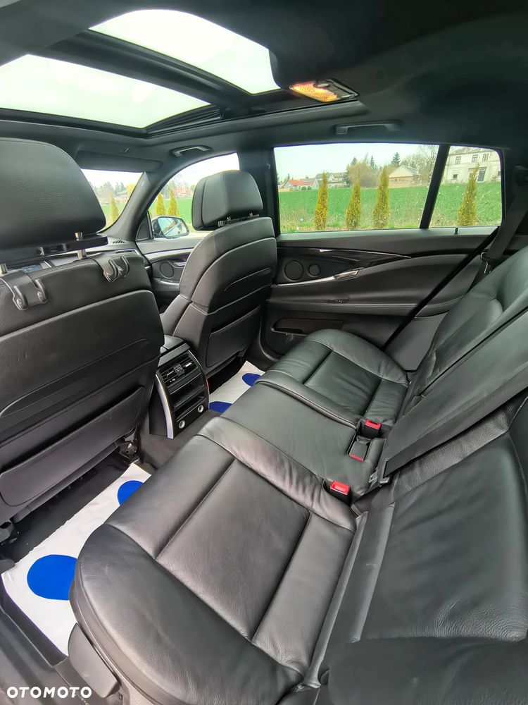 BMW 5GT 530d - 11