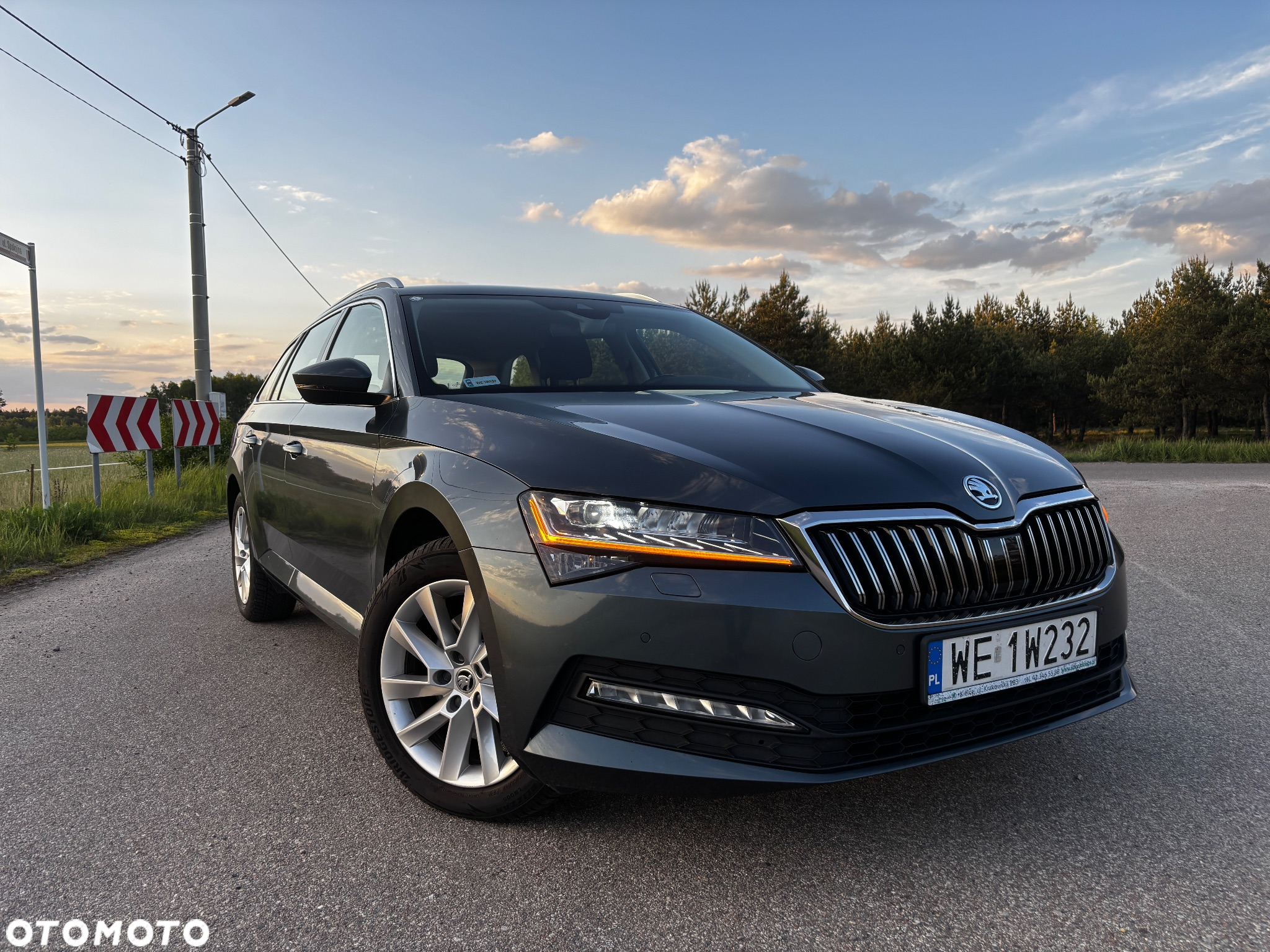Skoda Superb 2.0 TDI Ambition DSG - 9