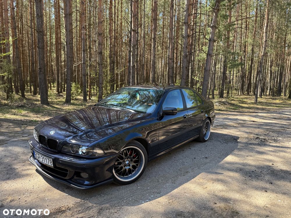 BMW Seria 5 525i - 4