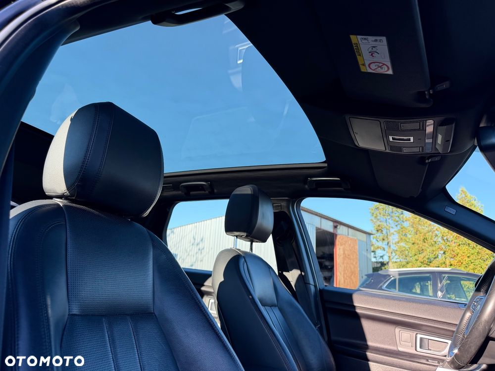 Land Rover Discovery Sport - 23