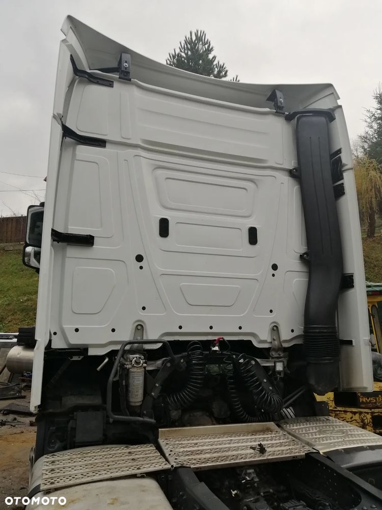 Mercedes-Benz Actros 1843 - 7