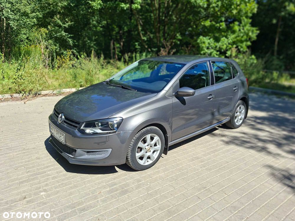 Volkswagen Polo - 2