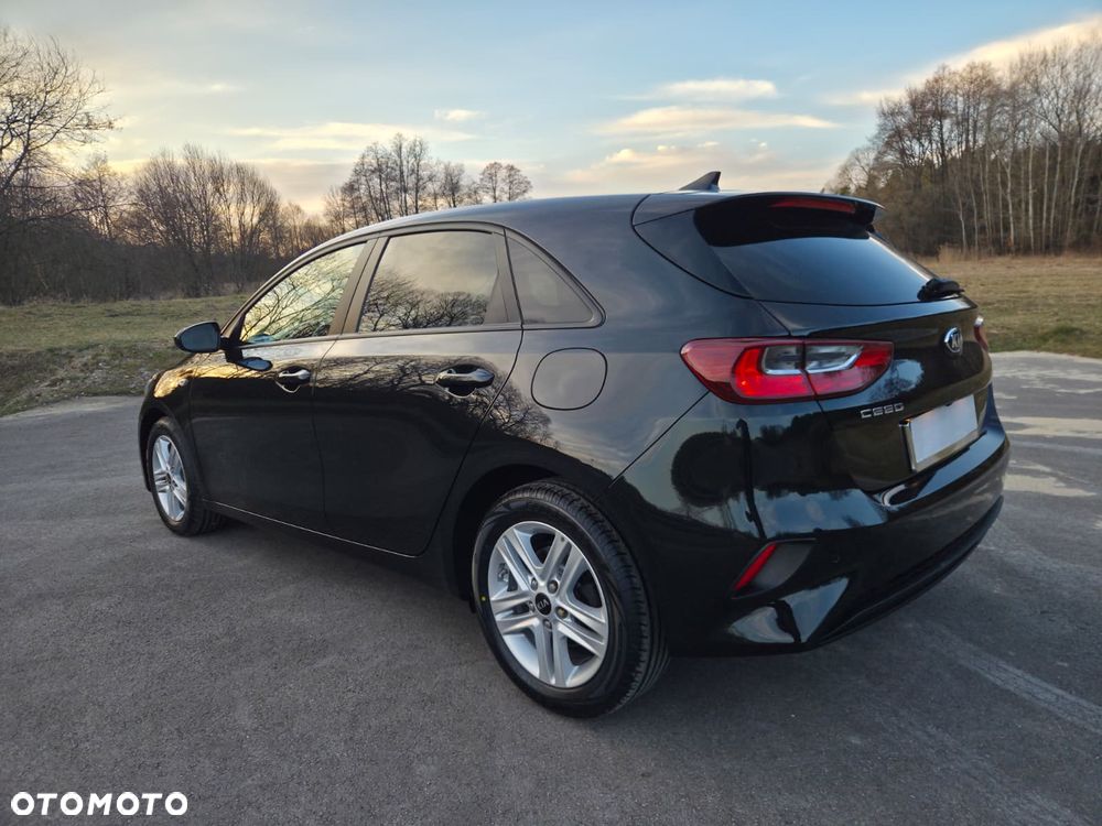 Kia Ceed 1.4 Attract - 9