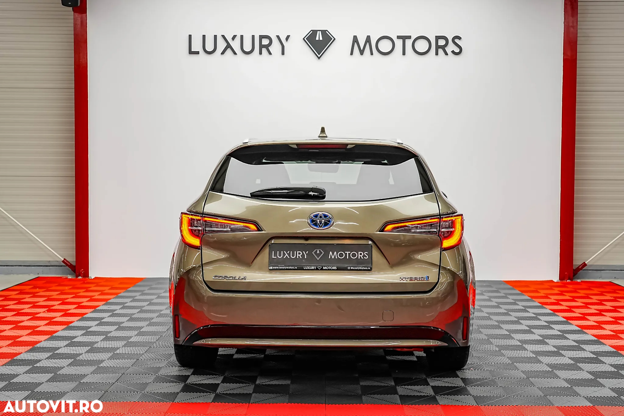 Toyota Corolla 1.8 Hybrid Touring Sports Business Edition - 12