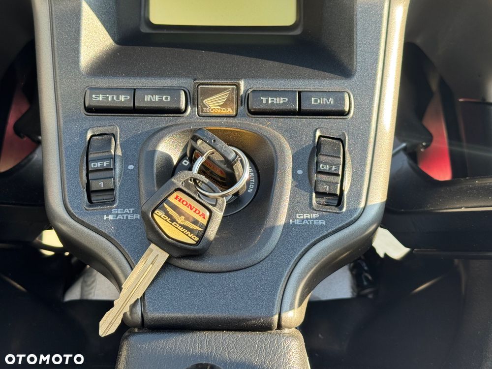 Honda GL - 25