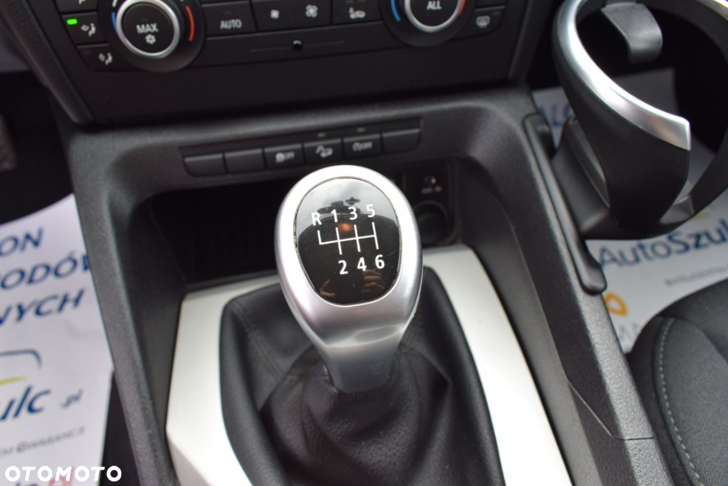 BMW X1 - 32