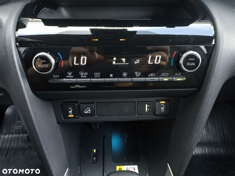 Toyota Yaris Cross - 23