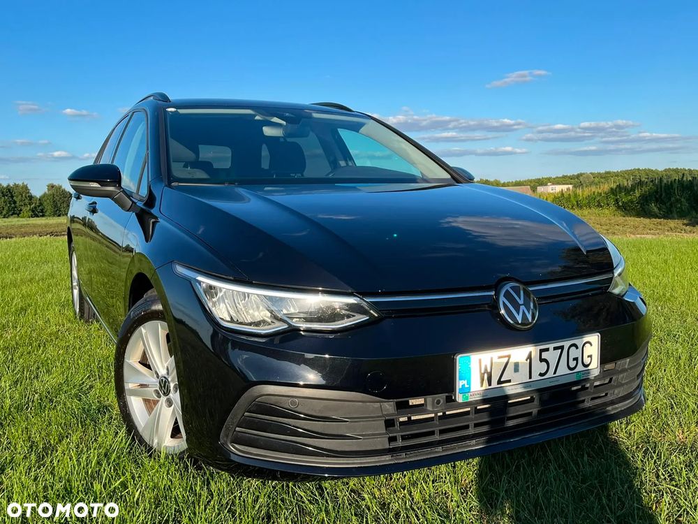 Volkswagen Golf 1.5 eTSI Life DSG - 2