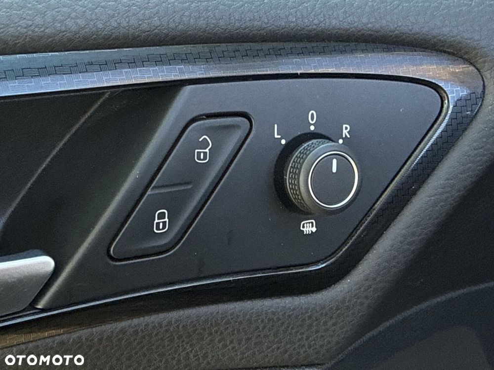 Volkswagen Golf 2.0 TSI 4Mot R DSG - 13