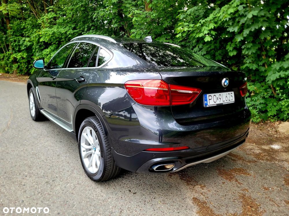 BMW X6 xDrive40d - 14