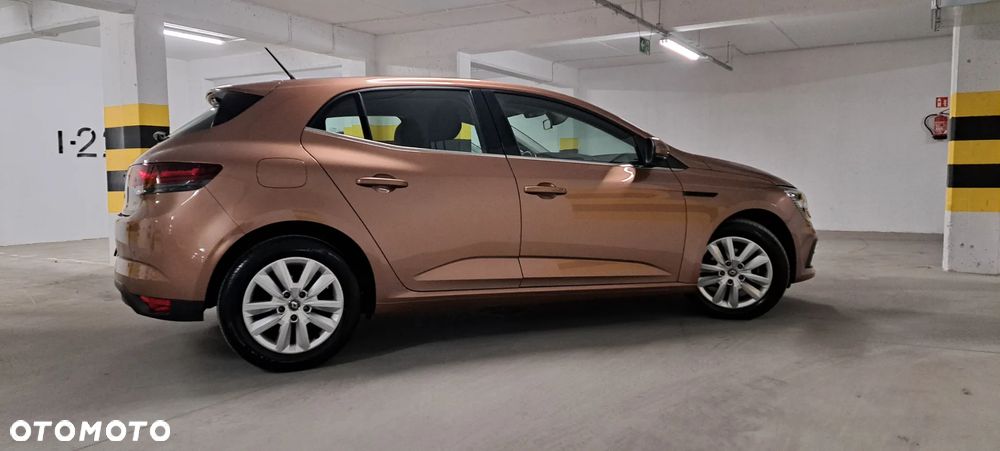 Renault Megane 1.3 TCe FAP Zen - 6