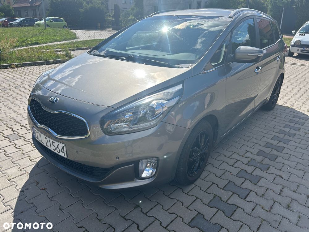 Kia Carens 1.7 CRDi M 7os EU6 - 2