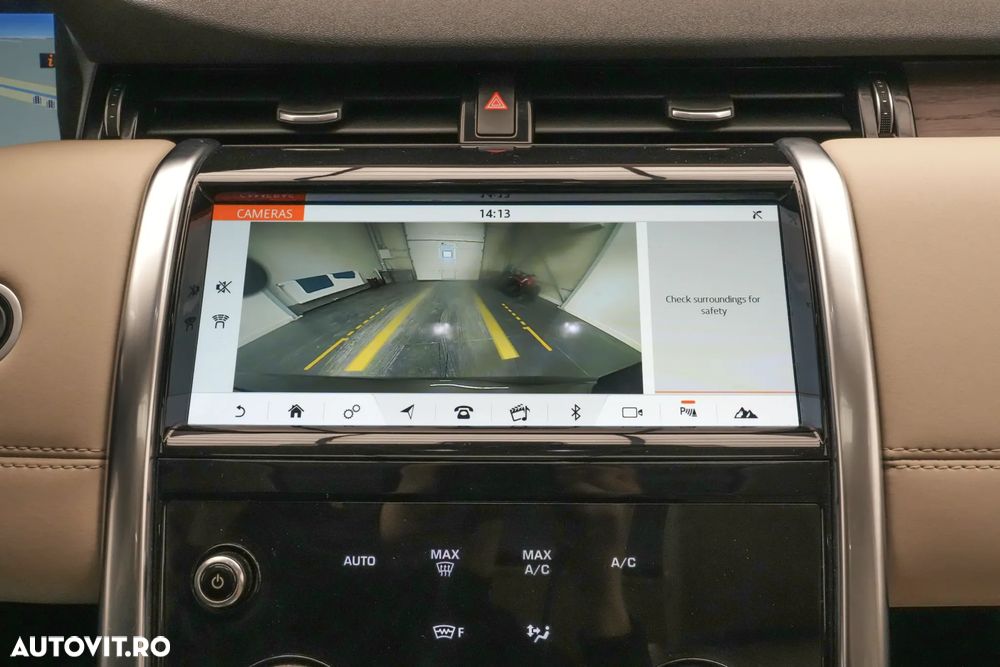 Land Rover Discovery Sport ver-2-0-p290-r--dynamic-mhev - 21