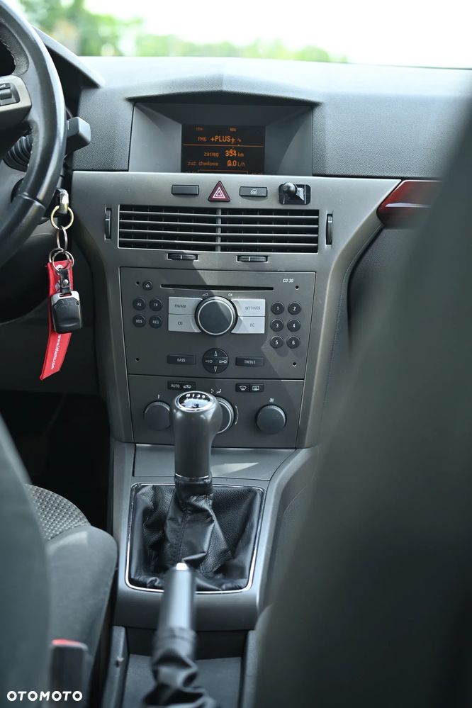 Opel Astra 1.8 - 11
